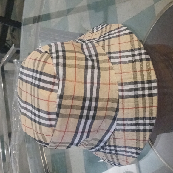 NEW Bucket hat - Picture 3 of 4